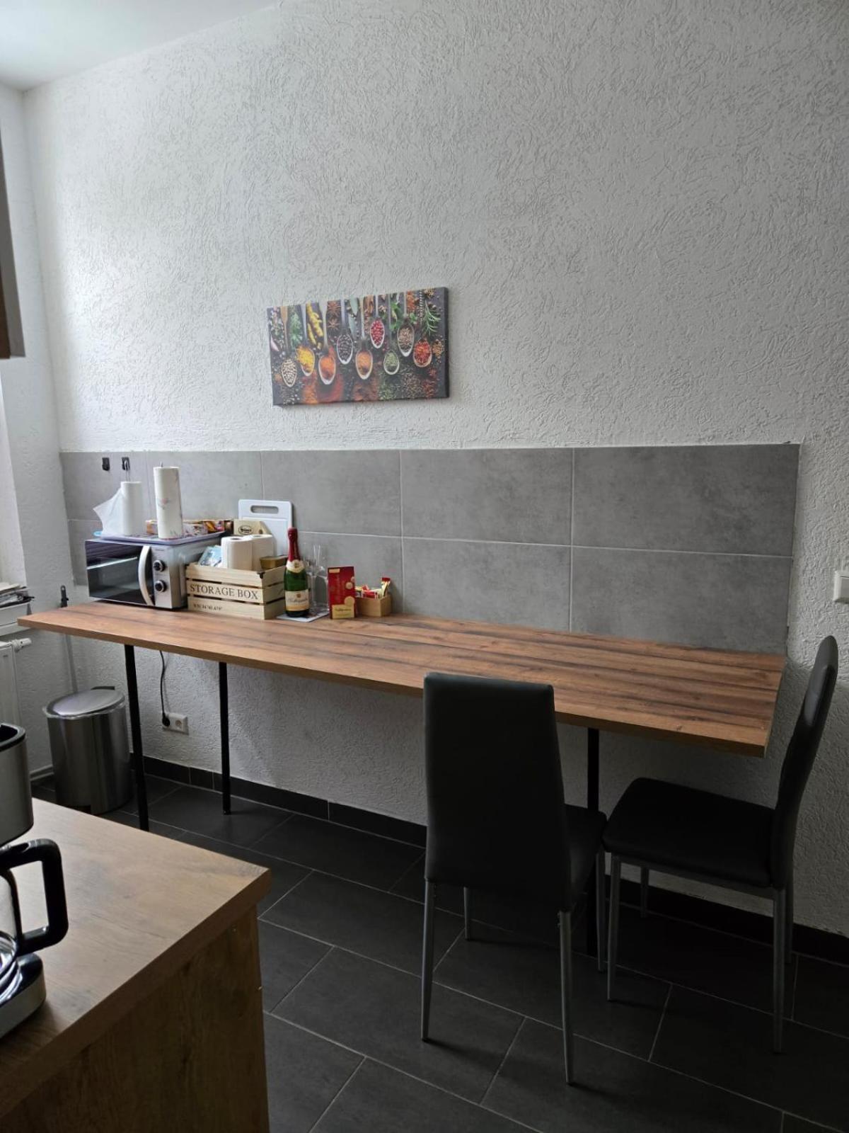 Ferienwohnung Am Bahnhof Bernburg Eksteriør billede